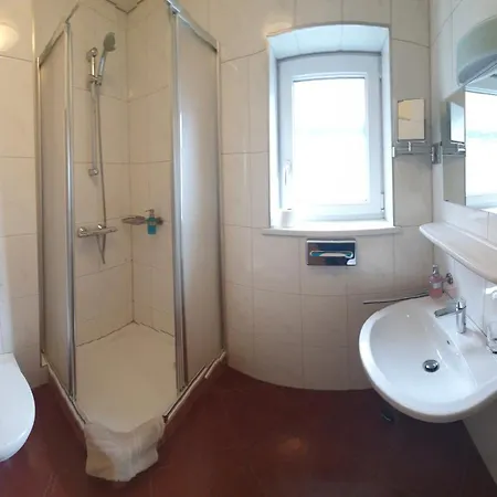 Gasthof-pension Oelberger 게스트하우스