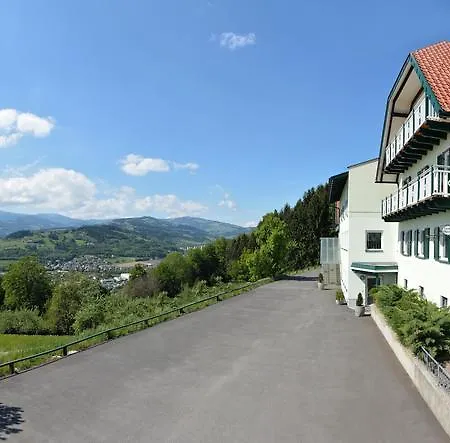 Gasthof-pension Oelberger 게스트하우스 3*