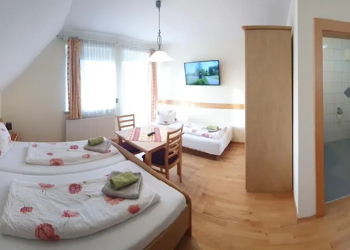 Гостевой дом Gasthof-pension Oelberger