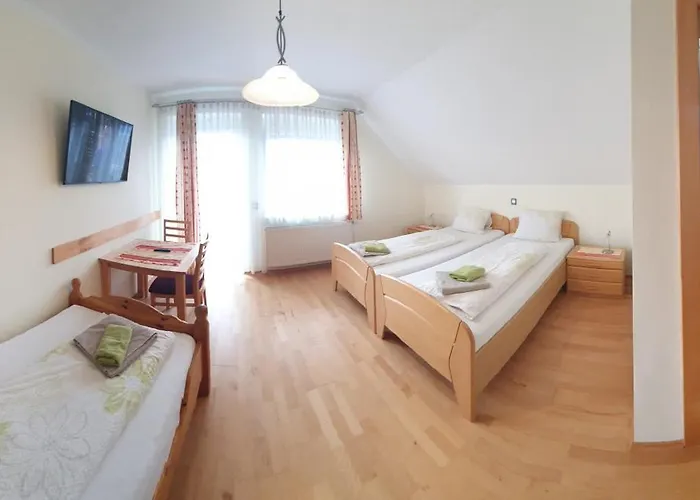 Gasthof-pension Oelberger Гостевой дом